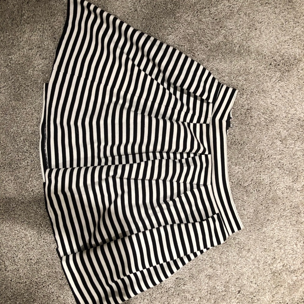 Black and white stripes skirt